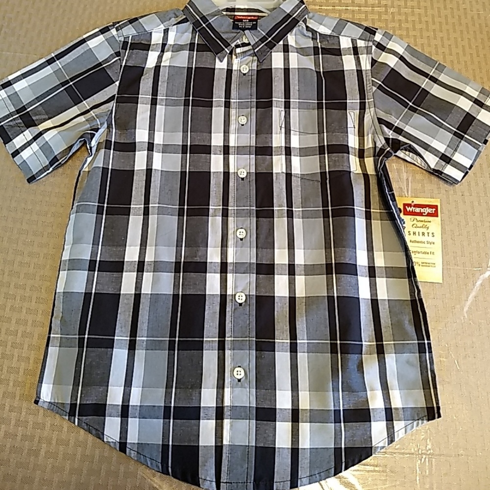Boys shirt size M(8)
